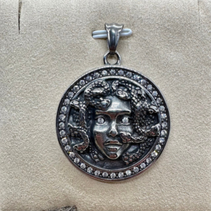 Colgante Acero Diosa Medusa