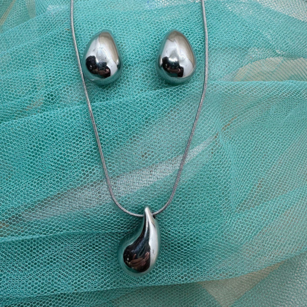 Conjunto Collar y Pendientes Acero Plata gota Pq