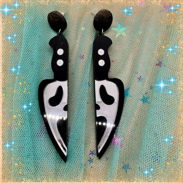 Pendientes acrilicos Scary Movie