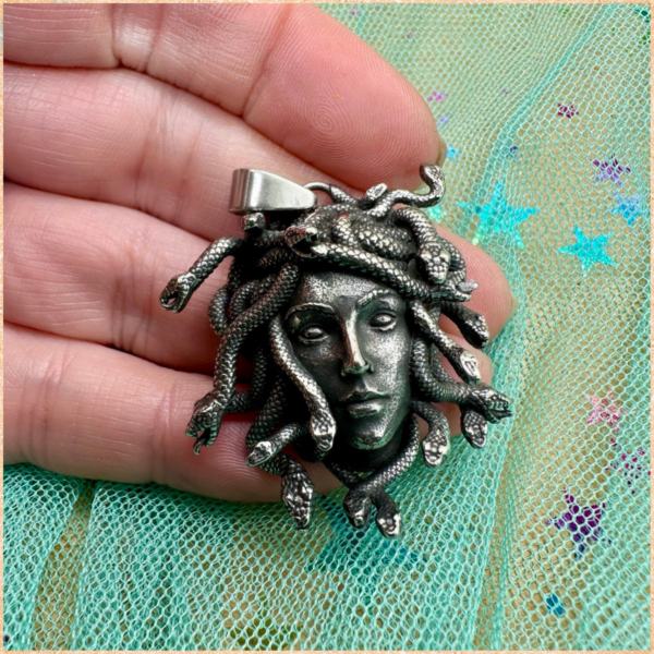 Colgante Medusa - Imagen 2